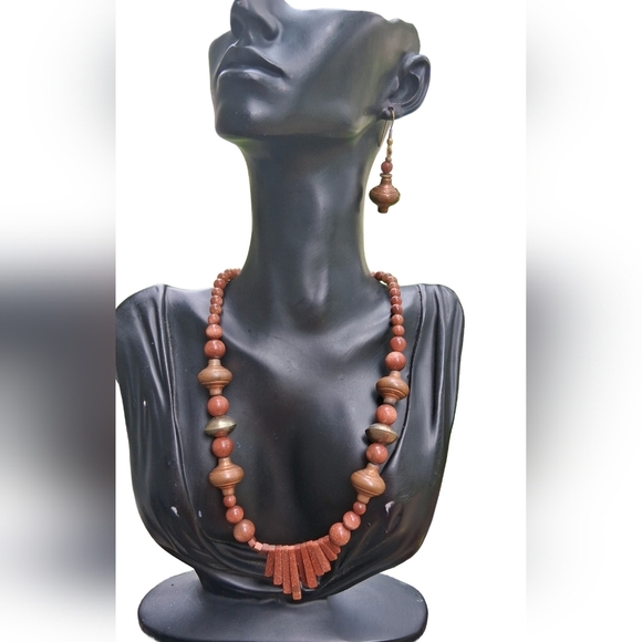 VINTAGE GOLDSTONE & BRASS BEAD STATEMENT NECKLACE & EARRINGS SET - Picture 1 of 8
